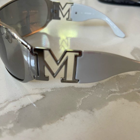 Missoni Vintage Sunglasses | Silver - Picture 4 of 7